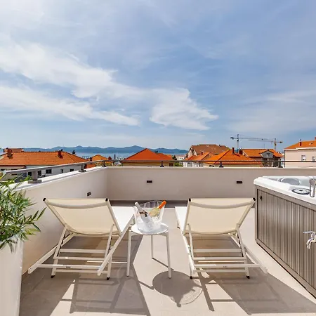 公寓 Tesa Luxury *