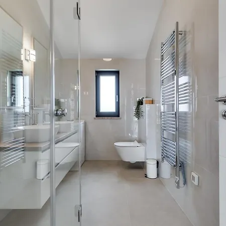 Tesa Luxury